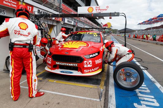 2018 Shell V-Power Racing Team Crew Suit