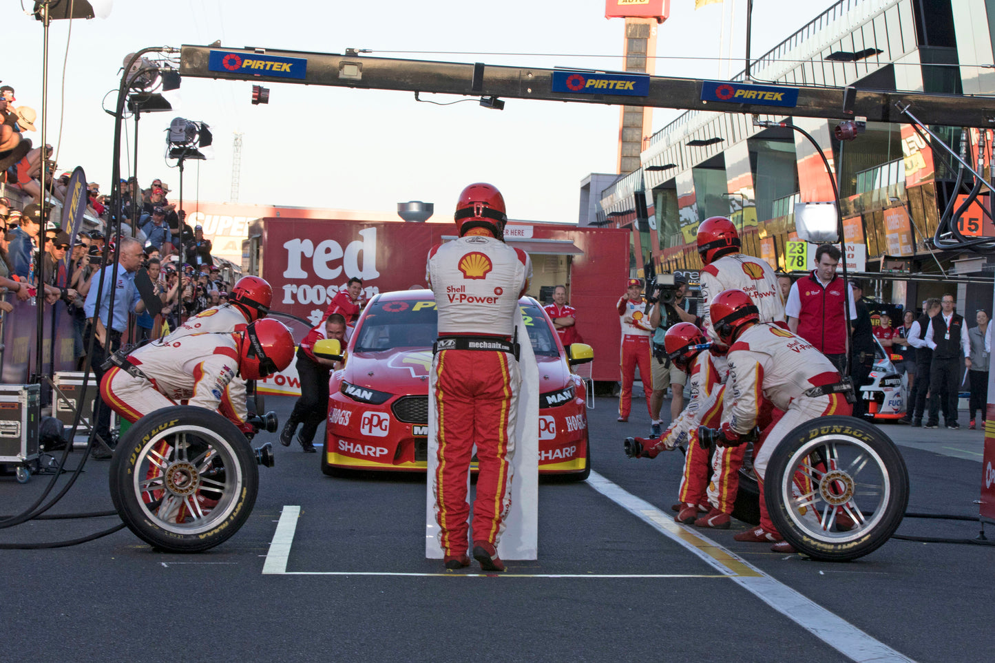 2017 Shell V-Power Racing Team Crew Suit