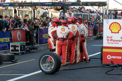 2017 Shell V-Power Racing Team Crew Suit